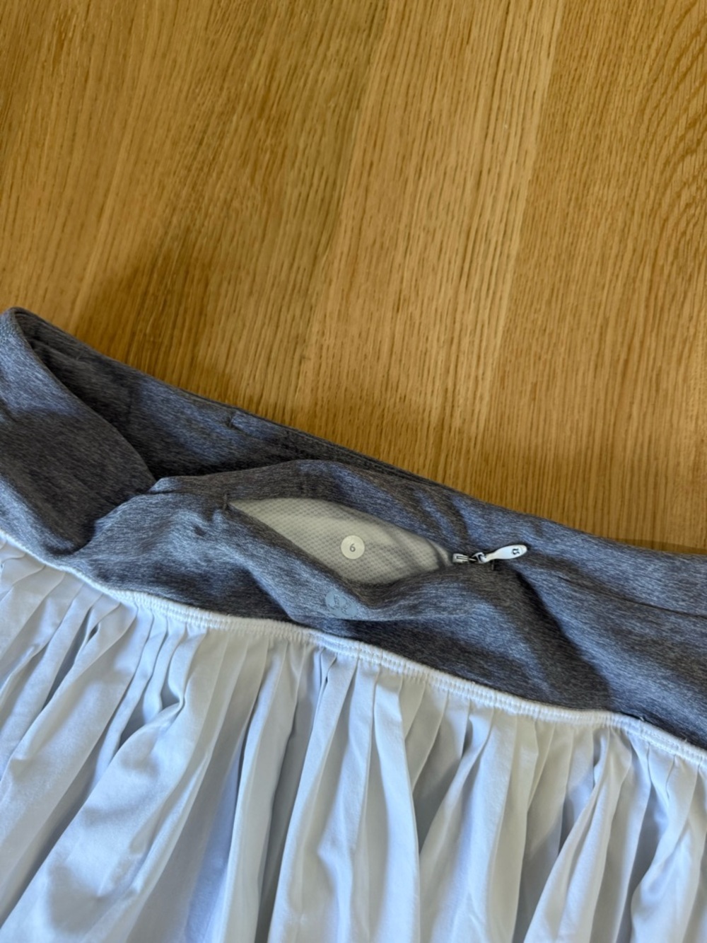 Lululemon Pleated White Mini Skirt with Gray Waistband - Picture 5 of 6
